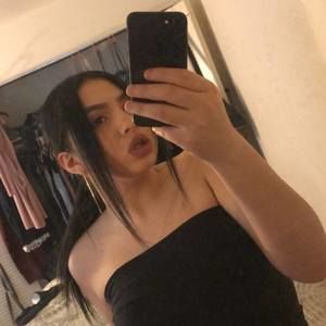 Meet your Posher, Silvia carolina